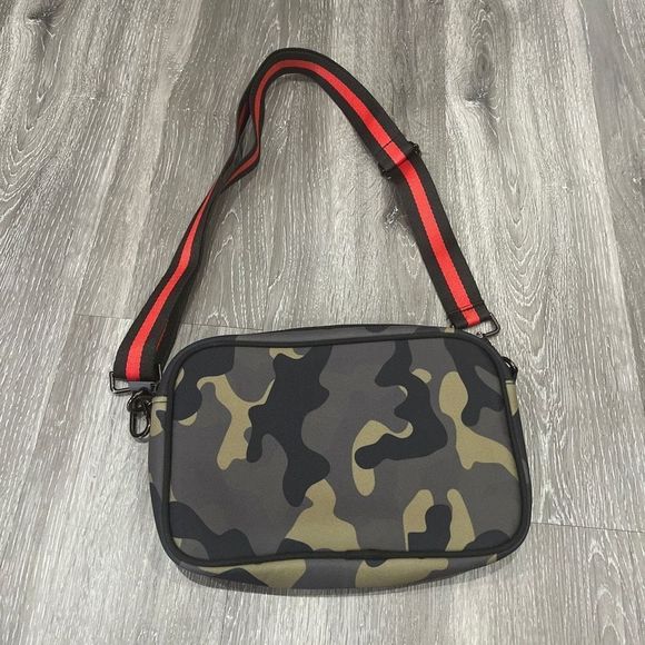 Hadley Neoprene Crossbody Camo Neoprene Fabric Black Red Crossbody Strap - Picture 6 of 8